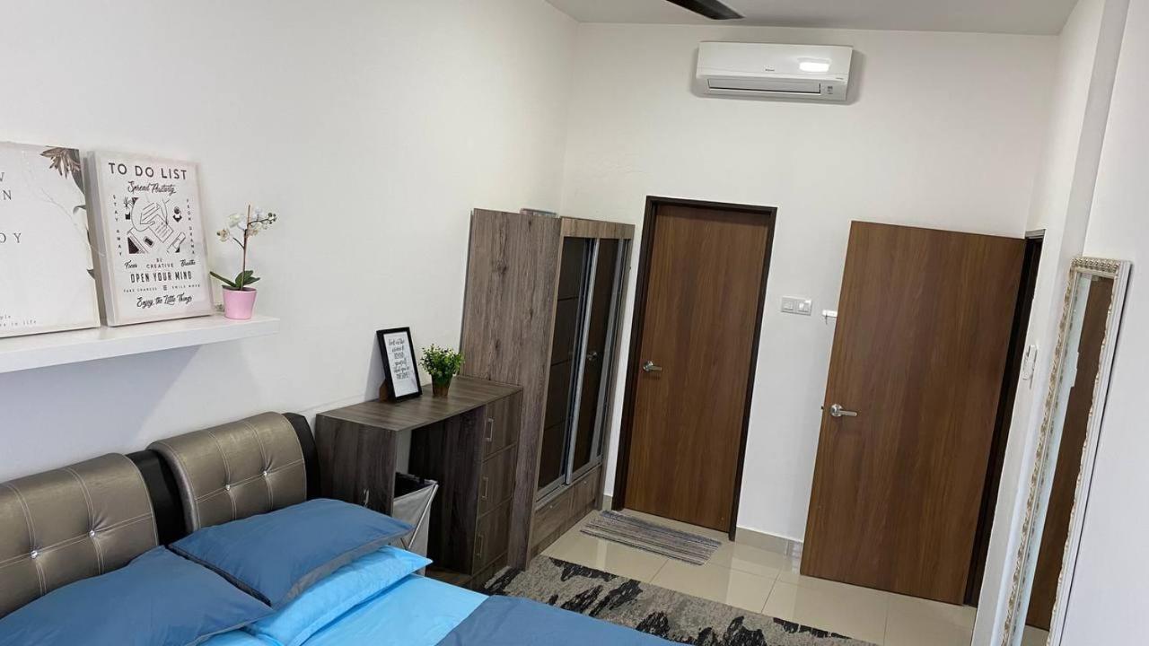 Family Stay, Sepang Klia, Free 2 Parking&Unifi Экстерьер фото